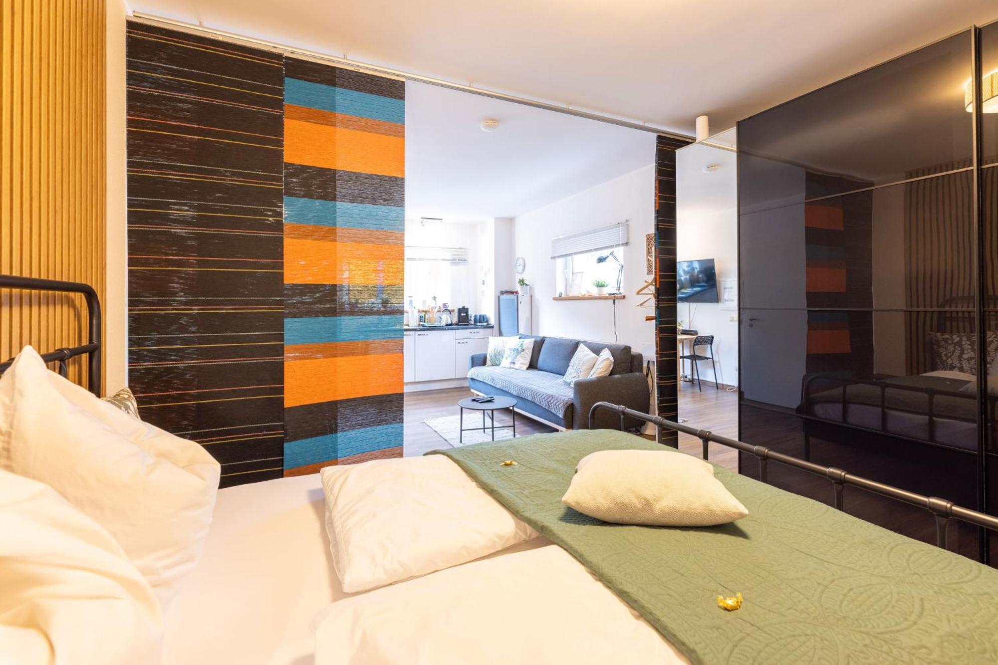 Ideal Fuer Kurze Aufenthalte - Gemuetliches 1-Zimmer-Apartment Адельсдорф Экстерьер фото